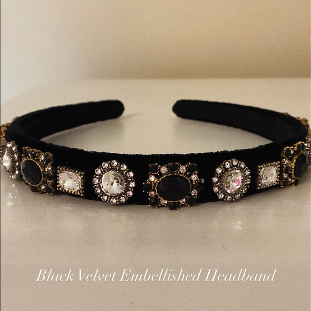 #171 Black Velvet Embellished Headband